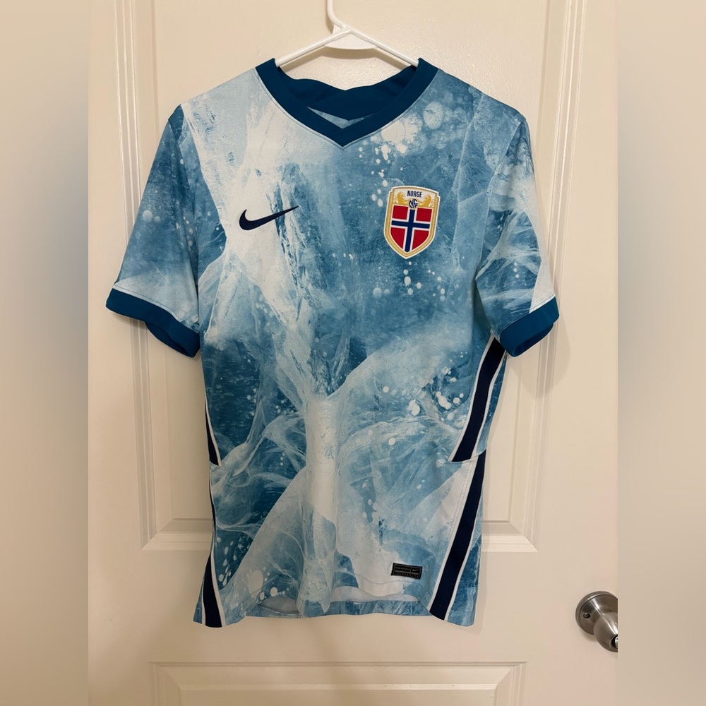 Nike Norway 2020/21 Away Ice Soccer Jersey Size S
